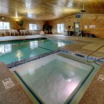 Quality Inn Indoor Pool And Hot Tub